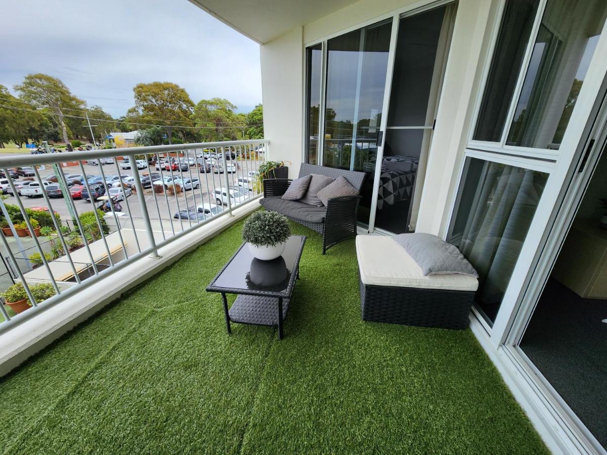 Fairways Golf & Beach Retreat Bribie Island Woorim Екстер'єр фото